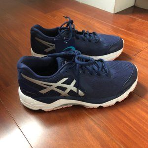 NWT ASICS Women's - Brand New Gel Foundation 13